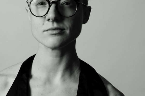 Evren Elliot Headshot