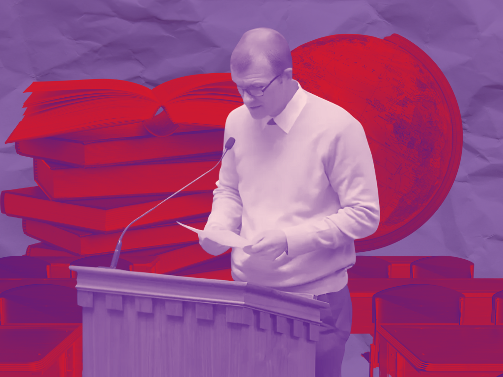 Randy Hudgins speaks at a Statehouse Committee